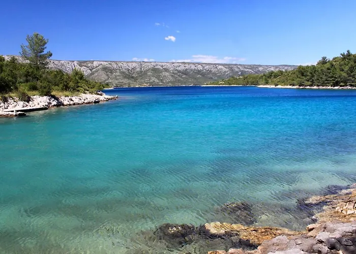 Karkavac - Scedro 8801a Jelsa (Hvar)