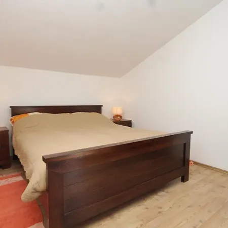 Apartment Karkavac - Scedro 8801a