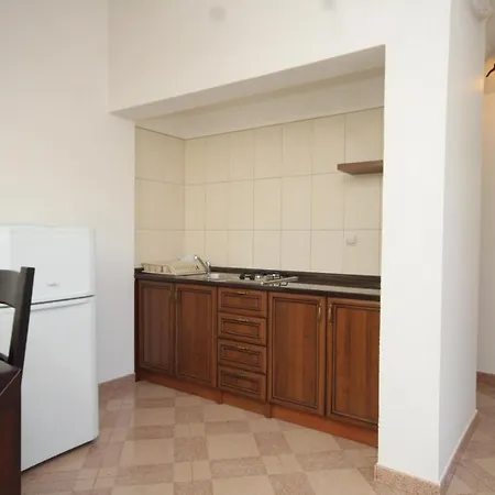 Apartment Karkavac - Scedro 8801a *
